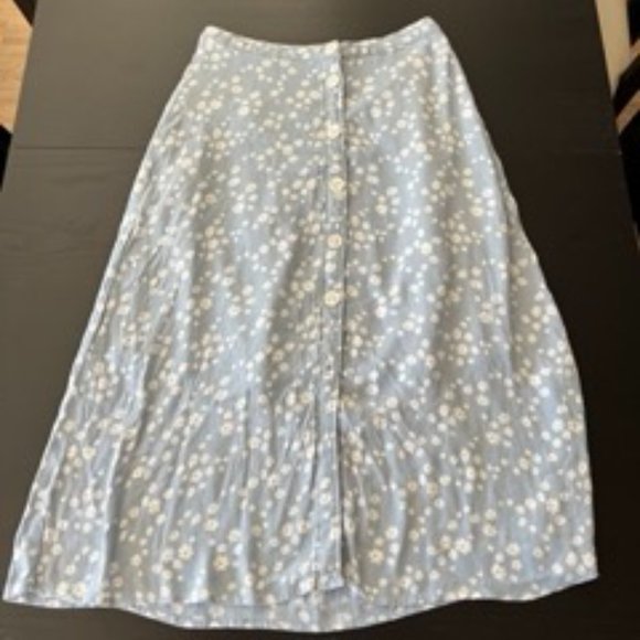 Crescent Floral Maxi Skirt with Front Button - Picture 2 of 4